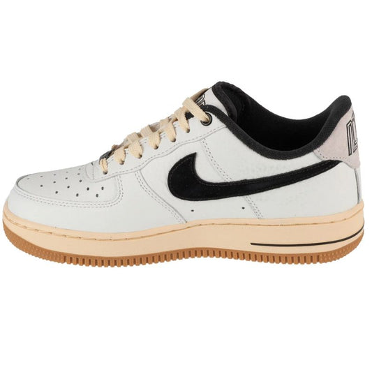 Nike Air Force 1 07 W