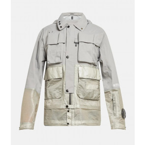 CP Company - Gore-Tex 3L Infinium Mixed La Mille Jacket in Light Grey