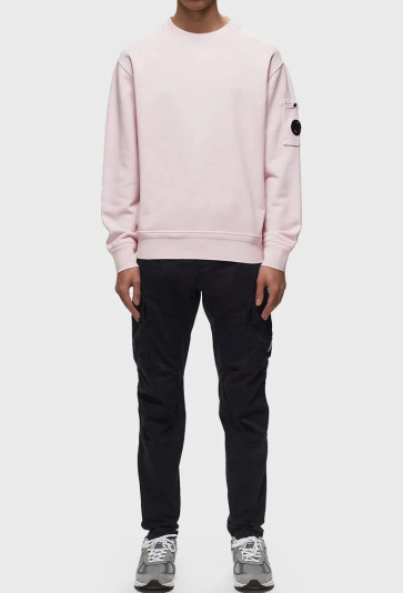 CP Company - Crew Neck Sweatshirt in Light Pink